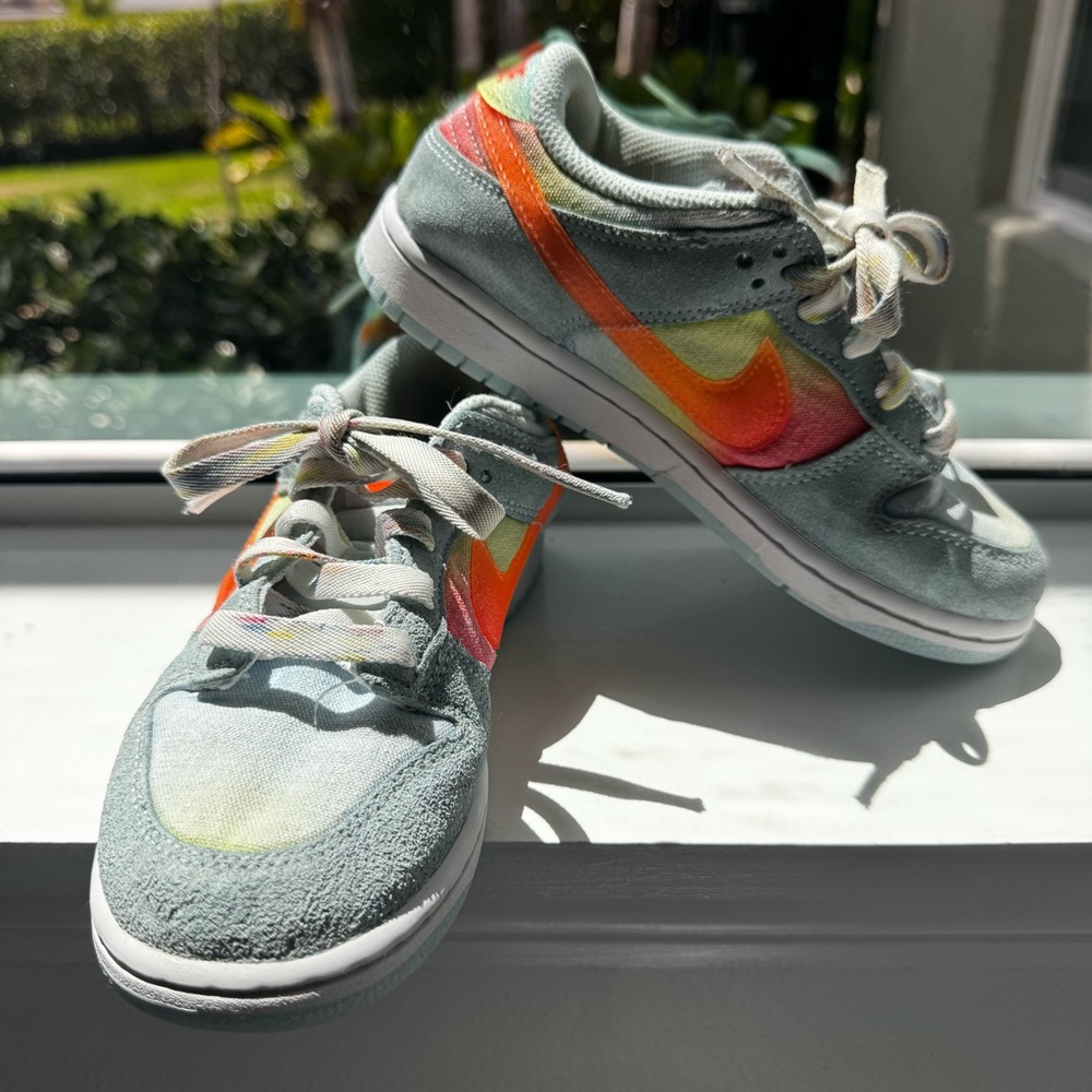 Nike Dunk Low Kids Sneakers Heat Map Size 2Y